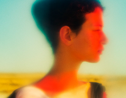 Духовные практики, мантры и красный дресс-код: Сати Казанова отметила 43-летие